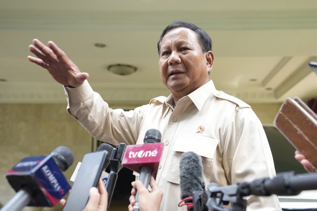 Losers in Indonesian presidential race press for parliamentary probe into electoral fraud Losers in Indonesian presidential race press for parliamentary probe into electoral fraud