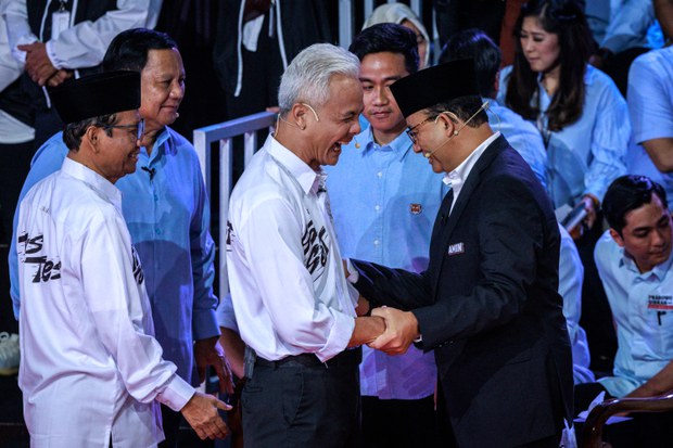 To thwart Indonesian presidential frontrunner Prabowo, his 2 foes may join forces To thwart Indonesian presidential frontrunner Prabowo, his 2 foes may join forces
