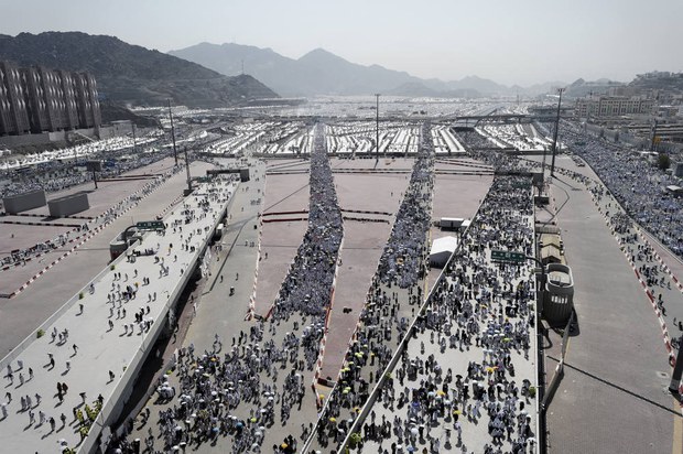 150925-SA-SEA-hajj-625 150925-SA-SEA-hajj-625