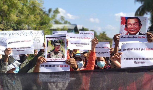 Protests Erupt in Myanmar Ahead of Cambodian PM’s Visit Protests Erupt in Myanmar Ahead of Cambodian PM’s Visit