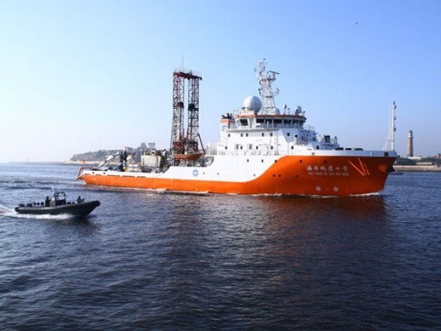 ID-China geological survey ship.jpg