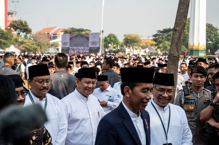 ID-politics-2.jpg ID-politics-2.jpg