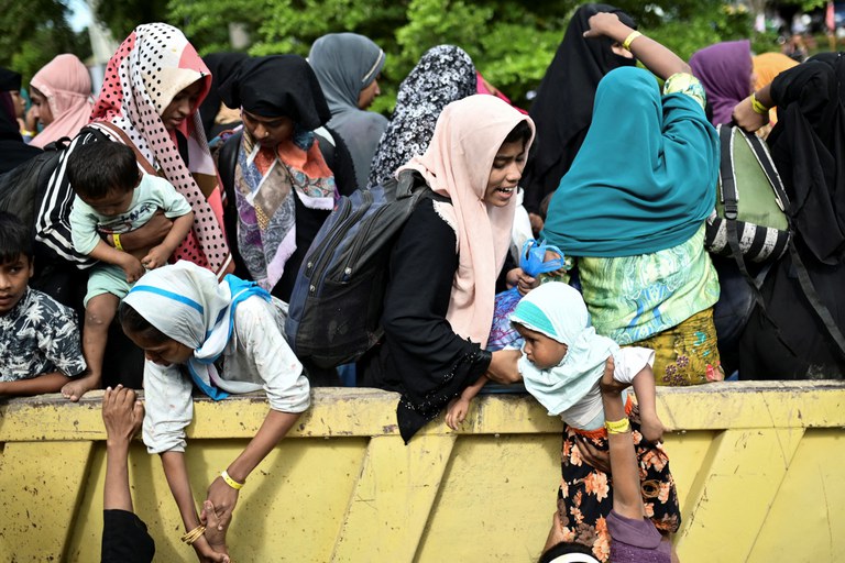 ID-Rohingya-pic-3.JPG ID-Rohingya-pic-3.JPG