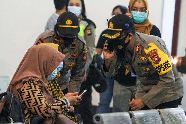 Crash Feared After Indonesian Jetliner Vanishes Crash Feared After Indonesian Jetliner Vanishes
