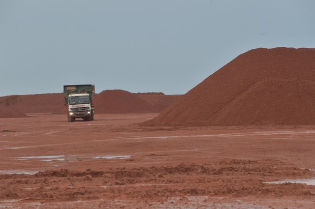 Indonesia to ban bauxite exports next year to boost processing at home Indonesia to ban bauxite exports next year to boost processing at home