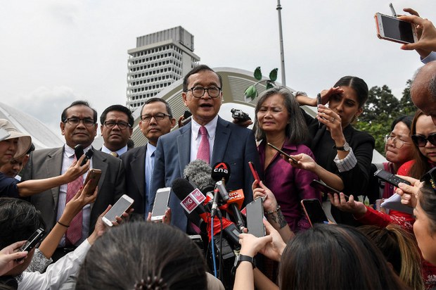 191113-MY-Rainsy-1000FINAl;.jpg 191113-MY-Rainsy-1000FINAl;.jpg