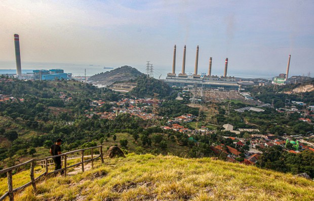 Indonesia’s coal-fueled contradiction: Power plants cast shadow on green pledges Indonesia’s coal-fueled contradiction: Power plants cast shadow on green pledges