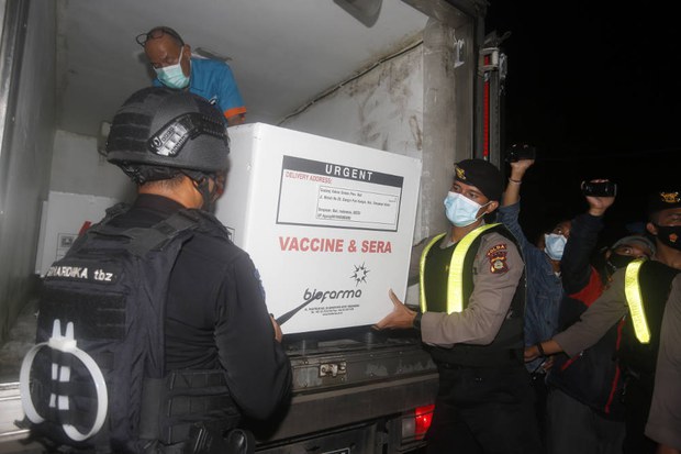 COVID-19: Indonesia Plans to Launch Mass Inoculations With Chinese Vaccine Next Week COVID-19: Indonesia Plans to Launch Mass Inoculations With Chinese Vaccine Next Week