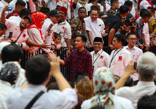 Court opens door for Indonesian leader’s son to contest vice presidency Court opens door for Indonesian leader’s son to contest vice presidency