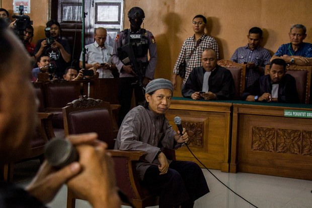 Indonesian militant chief on death row for terror attacks now condemns them Indonesian militant chief on death row for terror attacks now condemns them