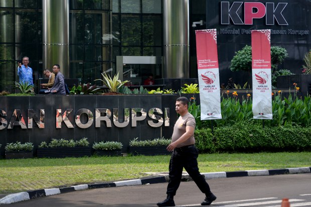 Indonesia’s new anti-graft chief sworn in amid alleged extortion scandal Indonesia’s new anti-graft chief sworn in amid alleged extortion scandal