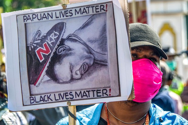 Indonesia Sacks 2 Air Force Commanders after Servicemen Rough up Deaf Papuan Indonesia Sacks 2 Air Force Commanders after Servicemen Rough up Deaf Papuan