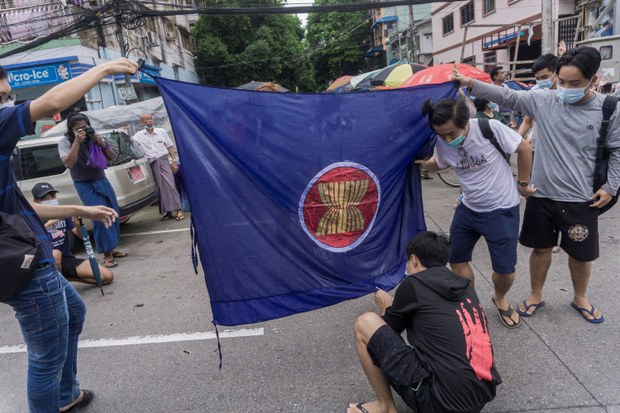Indonesia pushes to implement failed Myanmar peace plan ahead of ASEAN meetings Indonesia pushes to implement failed Myanmar peace plan ahead of ASEAN meetings