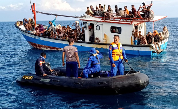 Indonesia urges regional effort to address crisis of Rohingya stranded at sea Indonesia urges regional effort to address crisis of Rohingya stranded at sea