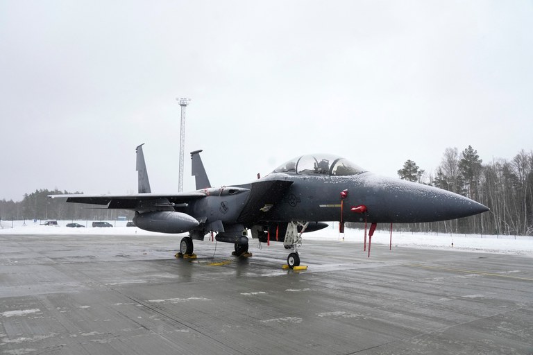 ID-FR-US-F-15-pic.JPG ID-FR-US-F-15-pic.JPG