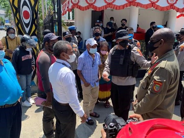 Papuan Pro-independence Activist to Stand Trial Next Week for Treason Papuan Pro-independence Activist to Stand Trial Next Week for Treason