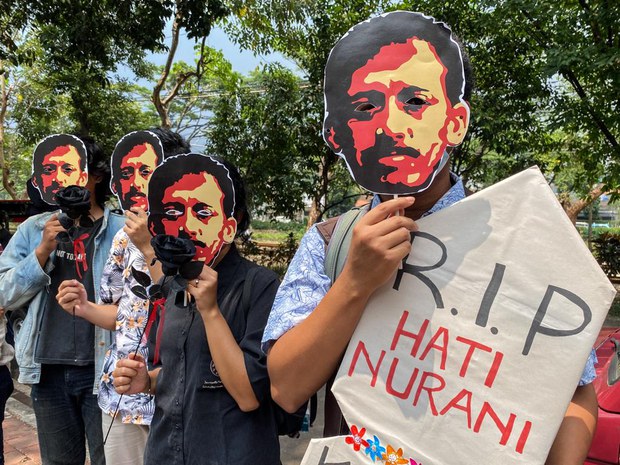 Indonesian rights commission to probe activist’s in-flight murder 18 years ago Indonesian rights commission to probe activist’s in-flight murder 18 years ago