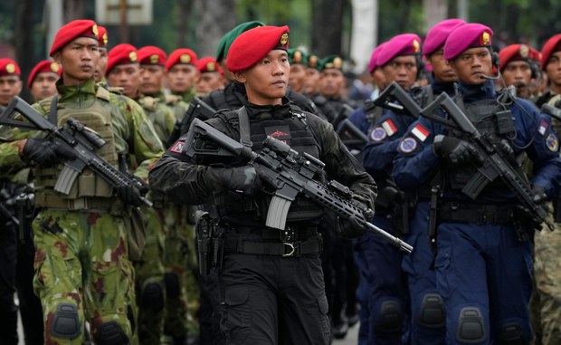 Indonesian democracy activists condemn military intervention in civilian legal system Indonesian democracy activists condemn military intervention in civilian legal system