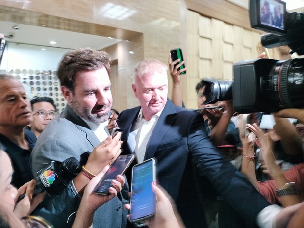 Indonesia holds firm on iPhone 16 ban despite Apple’s $1B investment offer Indonesia holds firm on iPhone 16 ban despite Apple’s $1B investment offer