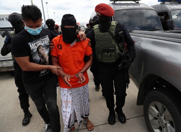 Indonesian Police Catch 48 Suspected Islamic Militants in Nationwide Dragnet Indonesian Police Catch 48 Suspected Islamic Militants in Nationwide Dragnet