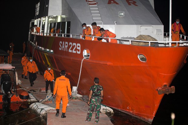 Indonesia: Search on for Submarine Missing off Bali Indonesia: Search on for Submarine Missing off Bali