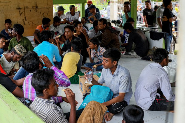 Indonesian Police Probe Suspected Smugglers’ Role in Rohingya Arrival Indonesian Police Probe Suspected Smugglers’ Role in Rohingya Arrival