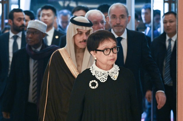 Muslim, Arab nations urge China to press Security Council on Gaza ceasefire Muslim, Arab nations urge China to press Security Council on Gaza ceasefire