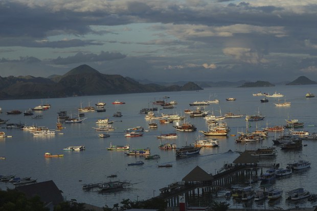 Indonesia, Singapore condemn Myanmar shooting as ASEAN convoy tries to deliver aid Indonesia, Singapore condemn Myanmar shooting as ASEAN convoy tries to deliver aid