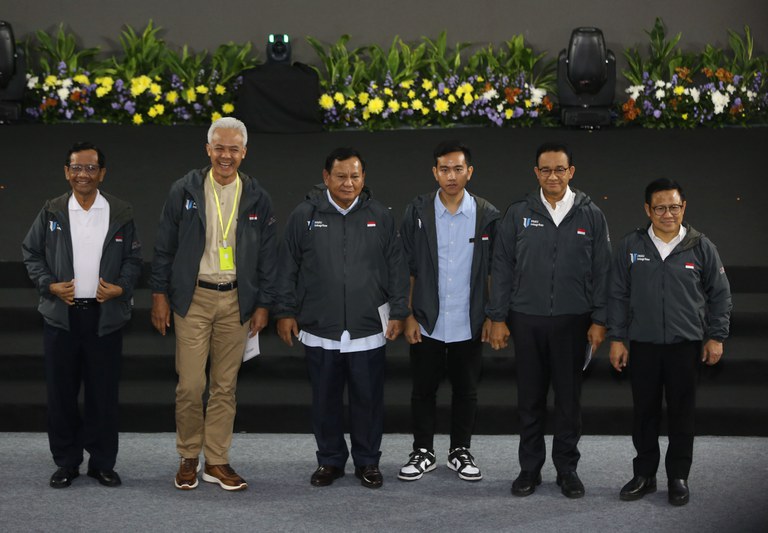 ID-pic-2.JPG ID-pic-2.JPG