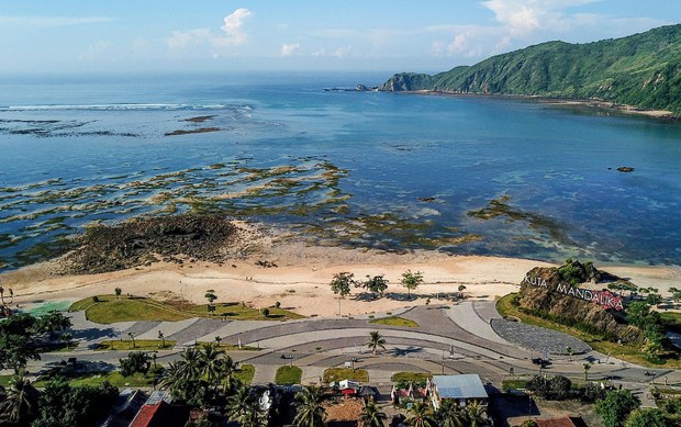 Indonesia: Residents Seek Compensation for ‘New Bali’ Project in Lombok Indonesia: Residents Seek Compensation for ‘New Bali’ Project in Lombok