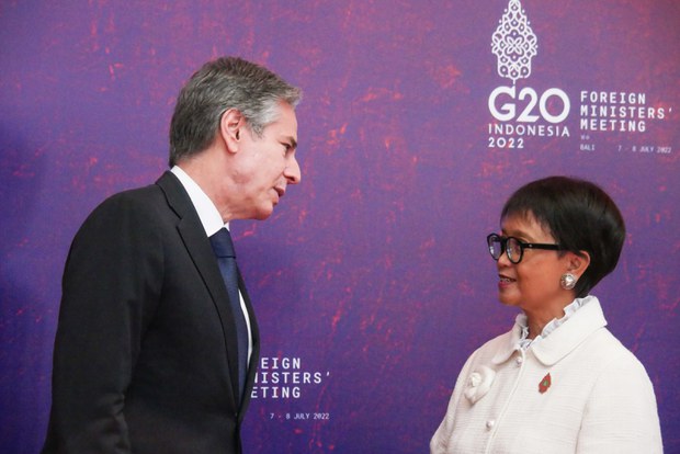 Russia’s Lavrov walks out of G20 meeting over condemnation of Ukraine war Russia’s Lavrov walks out of G20 meeting over condemnation of Ukraine war