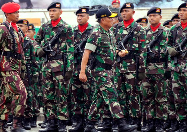 150609-ID-tni-700 150609-ID-tni-700