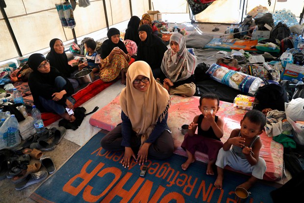 Indonesia confirms 5 citizens linked to funding IS efforts to recruit teens Indonesia confirms 5 citizens linked to funding IS efforts to recruit teens