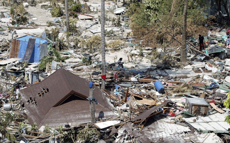 tsunami-slide-5.JPG