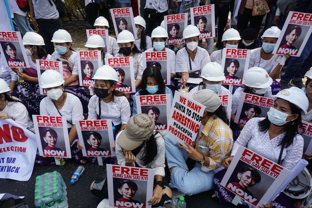 Human rights activists seek Indonesia court approval for universal jurisdiction Human rights activists seek Indonesia court approval for universal jurisdiction