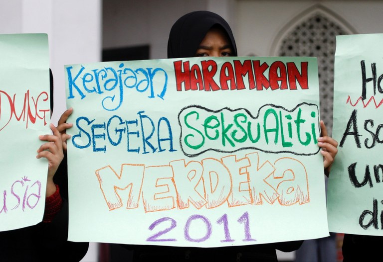 11 MY-gay-marriage3.jpg 11 MY-gay-marriage3.jpg