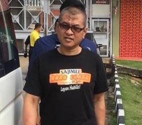 Yazid Sufaat leaves the Simpang Rengaan prison upon his release from the facility in Johor, Malaysia, Nov. 20, 2019. [Courtesy Royal Malaysia Police]