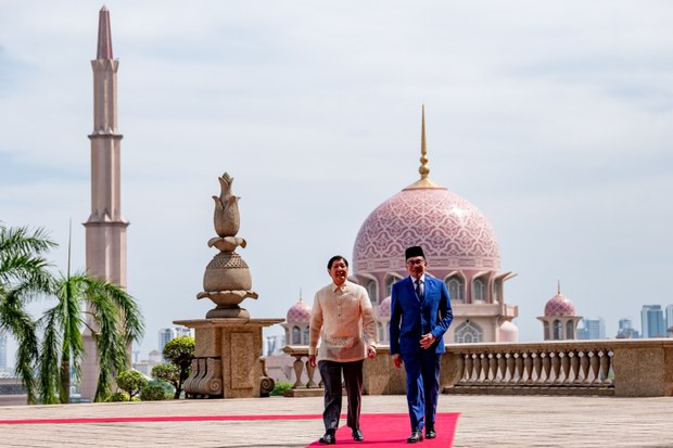 Malaysia talks of leeway for ASEAN members’ informal approach to Myanmar crisis Malaysia talks of leeway for ASEAN members’ informal approach to Myanmar crisis