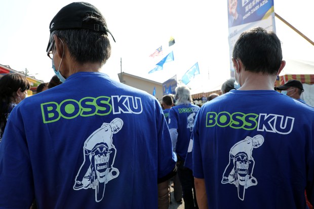 Malaysians Slam Chinese Group for Inviting Ex-PM Najib as Keynote Speaker Malaysians Slam Chinese Group for Inviting Ex-PM Najib as Keynote Speaker