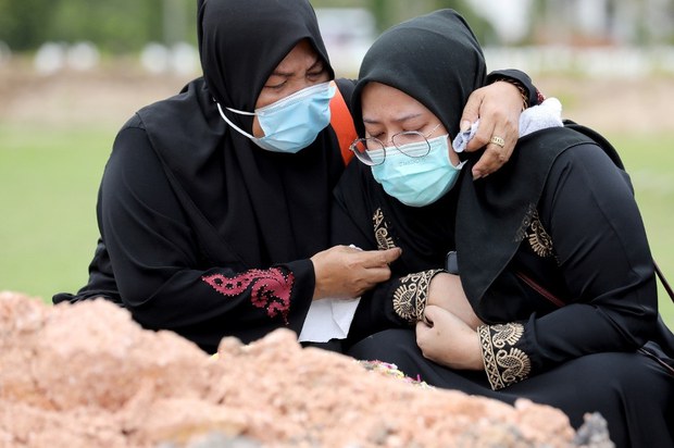 Malaysia: Pregnant Women Urged to Get Vaccinated after Pop Star’s Death Malaysia: Pregnant Women Urged to Get Vaccinated after Pop Star’s Death