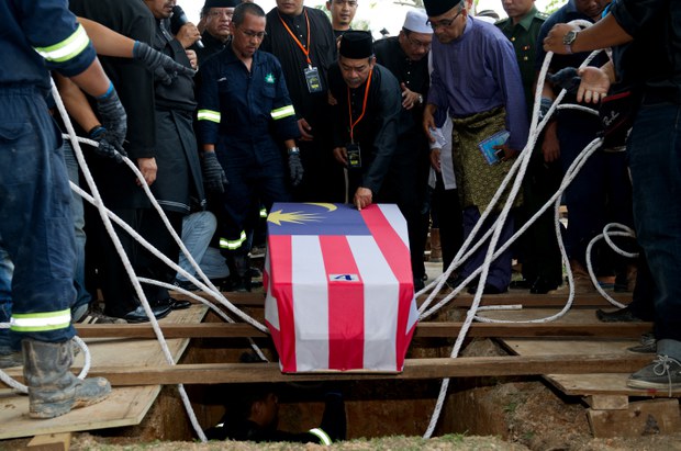 MH17-touch.jpg