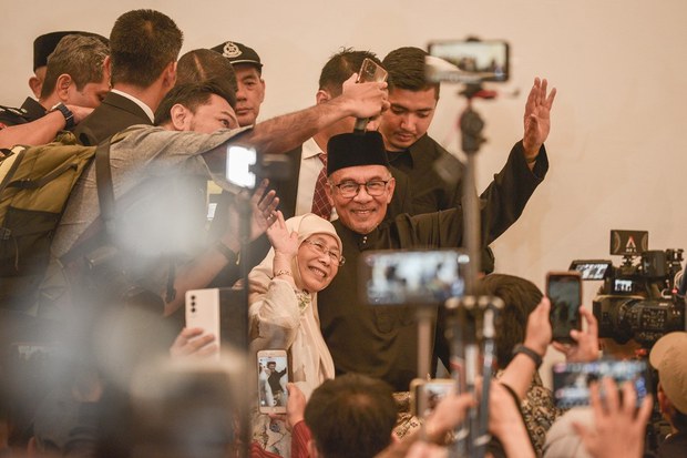 Activists: Anwar has broken promises to repeal Malaysia’s restrictive laws, end corruption Activists: Anwar has broken promises to repeal Malaysia’s restrictive laws, end corruption
