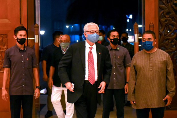 Scandal-marred UMNO Returns to Power in Malaysia Unelected Scandal-marred UMNO Returns to Power in Malaysia Unelected