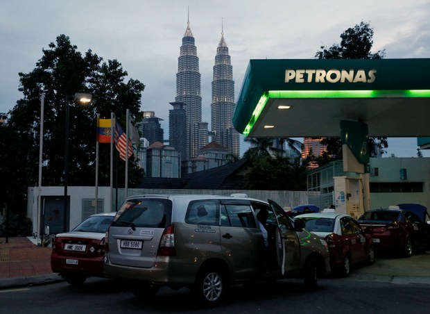 Malaysian PM vows to protect assets abroad as Sulu sultan’s descendants stake claim Malaysian PM vows to protect assets abroad as Sulu sultan’s descendants stake claim