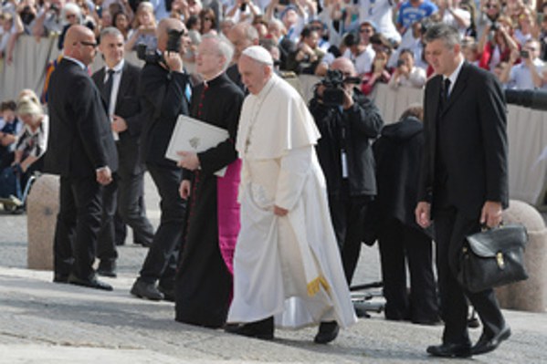 THUMB-170512-MY-vatican-620final.jpg THUMB-170512-MY-vatican-620final.jpg