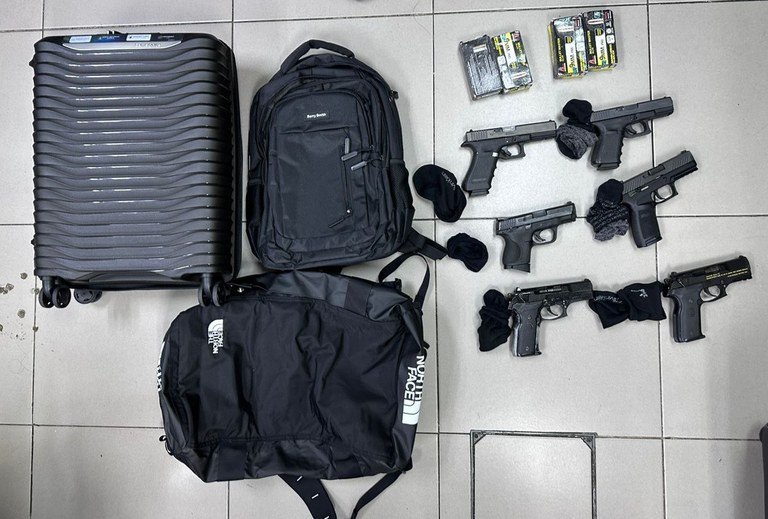 MY-guns-seized.jpg MY-guns-seized.jpg