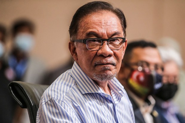 Opposition Leader: Lawmakers Are Being ‘Enticed’ to Support Malaysia’s Ruling Coalition Opposition Leader: Lawmakers Are Being ‘Enticed’ to Support Malaysia’s Ruling Coalition