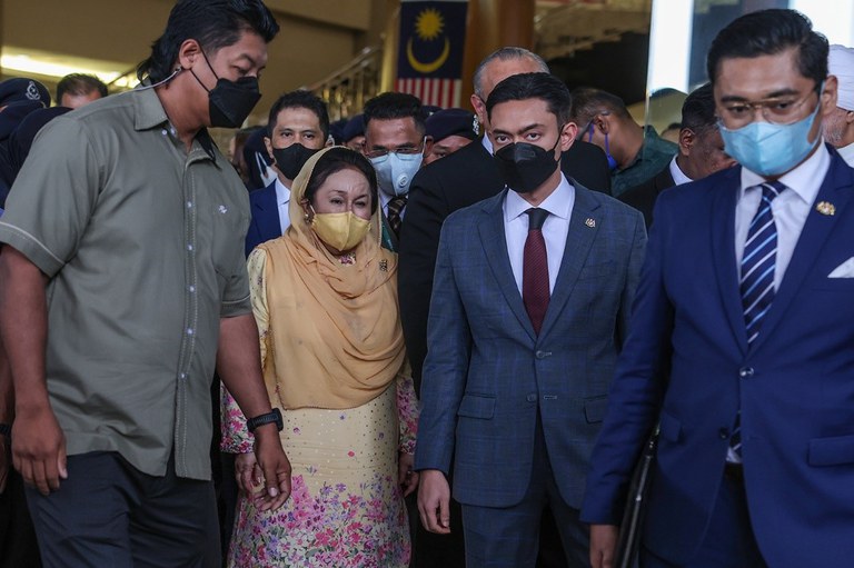rosmah-inside-pic.jpg rosmah-inside-pic.jpg