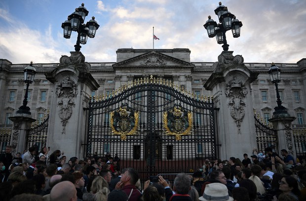 queen-palace.jpg