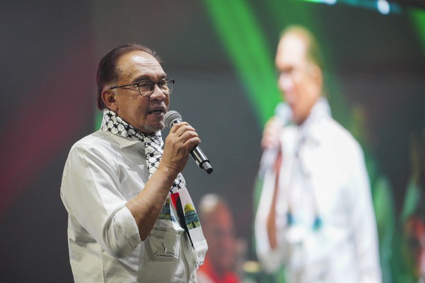 Malaysia rebuffs US diplomatic pressure to name Hamas a terrorist group Malaysia rebuffs US diplomatic pressure to name Hamas a terrorist group